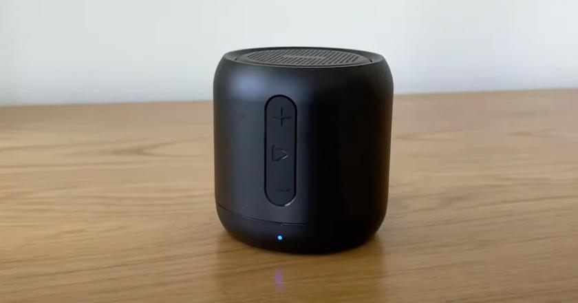 Anker Soundcore fm bluetooth speaker