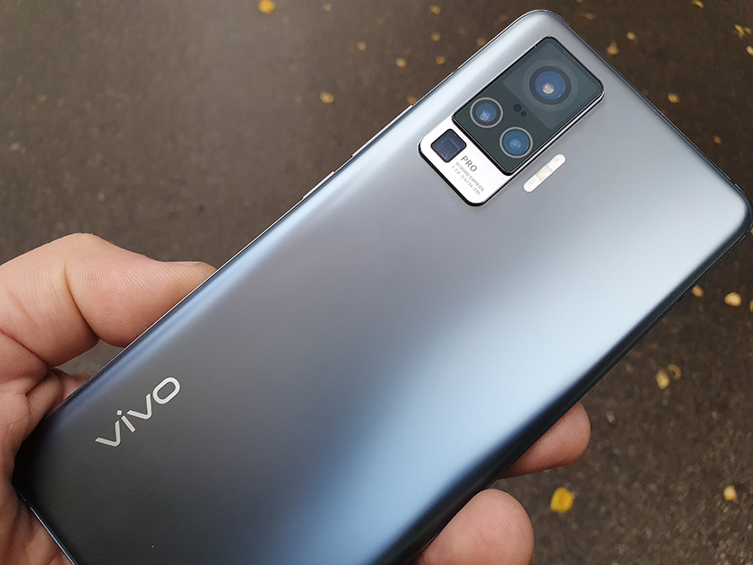 Обзор vivo X50 Pro: первый смартфон с «подвешенной» камерой Обзор vivo X50 Pro: первый смартфон с «подвешенной» камерой